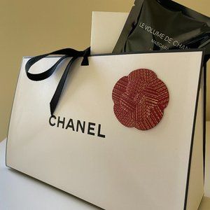 Chanel Gift Bag, Card, & Le Volume De Chanel Mascara Sample